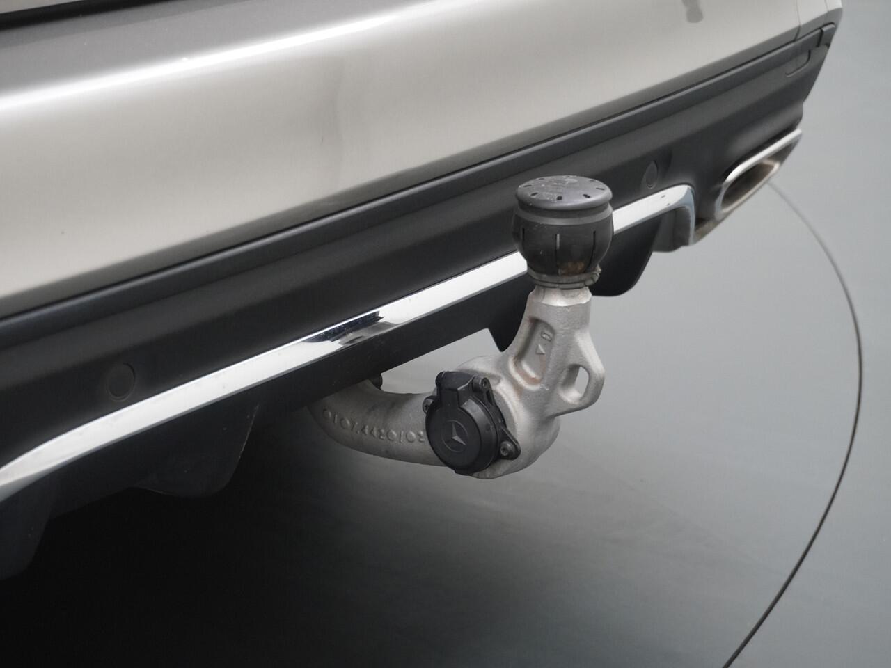 Mercedes-Benz C-KLASSE Estate C 300 e Estate AMG line | Trekhaak LED Sfeer