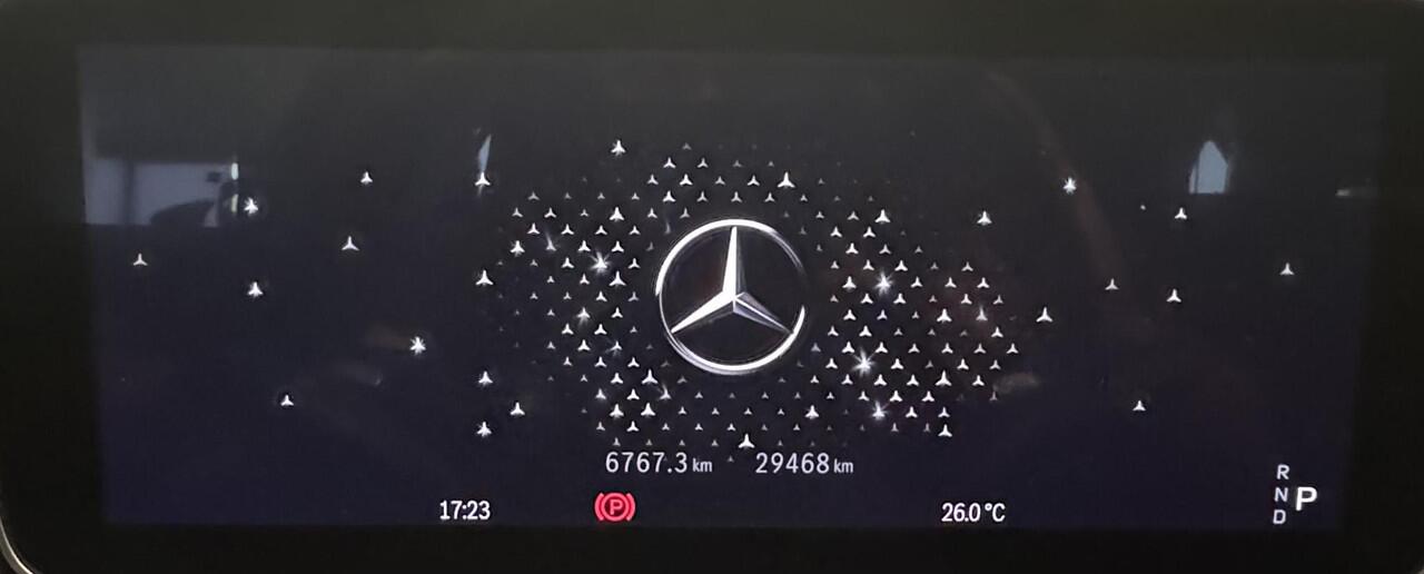 Mercedes-Benz C-KLASSE 200 AMG Line / PANO /360 CAMERA / TREKHAAK / MEMORY /
