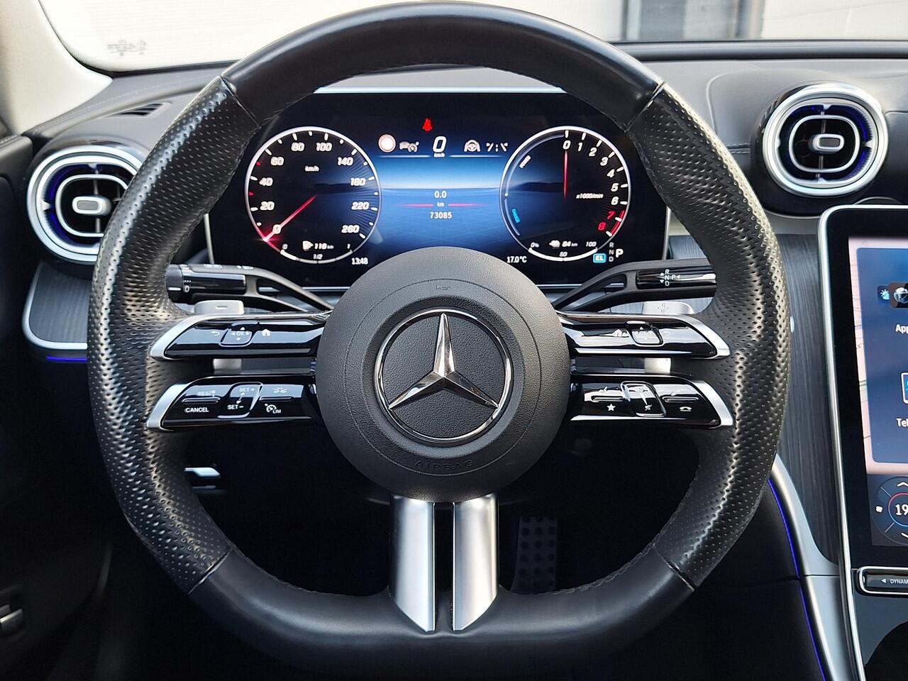 Mercedes-Benz C-KLASSE 300 e AMG Line Limited | Panoramadak | Trekhaak | Night pakket | 360? camera | Dodehoekassistentie | Sfeerverlichting