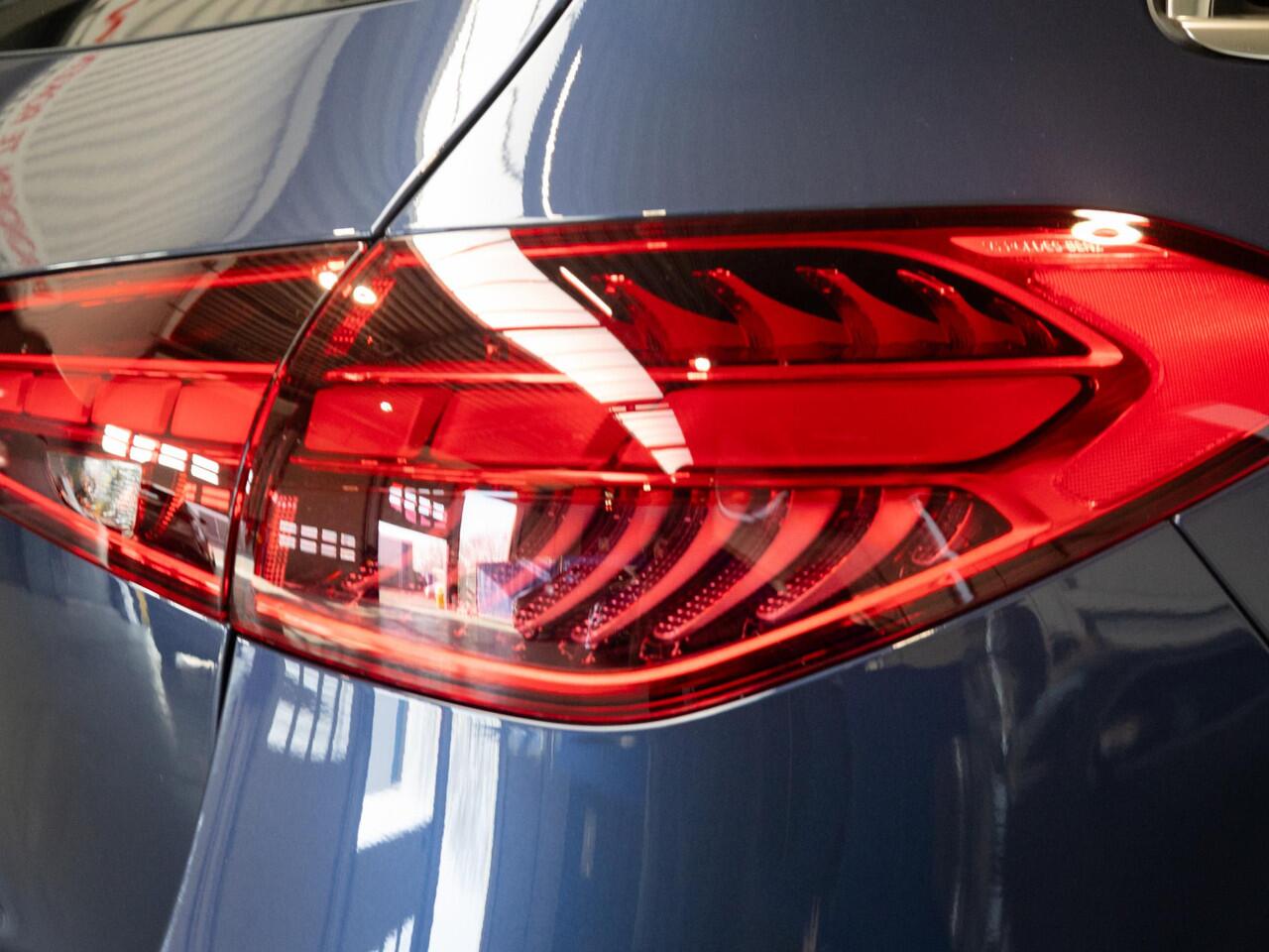 Mercedes-Benz C-KLASSE Estate 300 e Star Edition AMG Line Panorama dak | Trekhaak