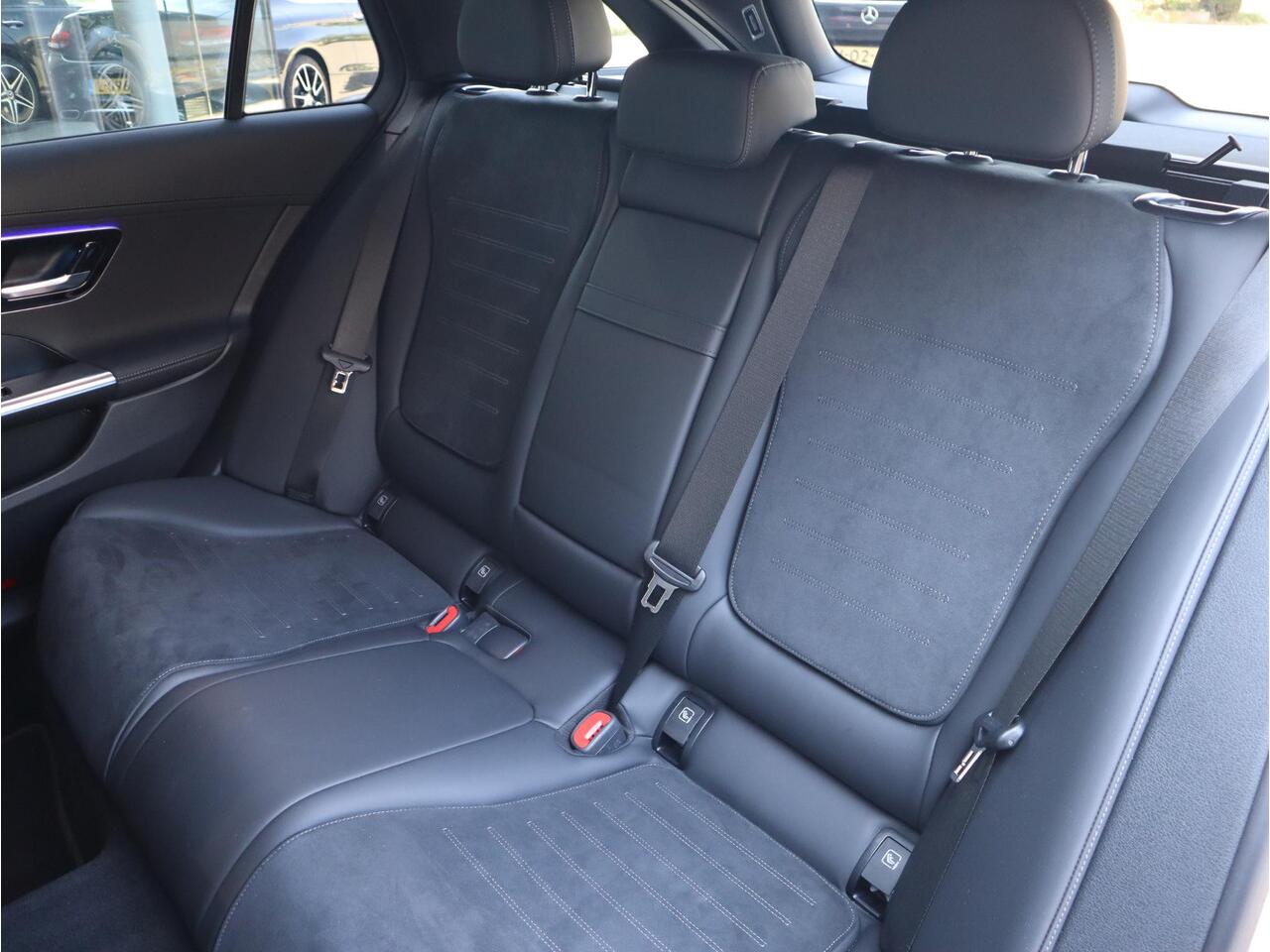 Mercedes-Benz C-KLASSE Estate 300 e Star Edition AMG Line