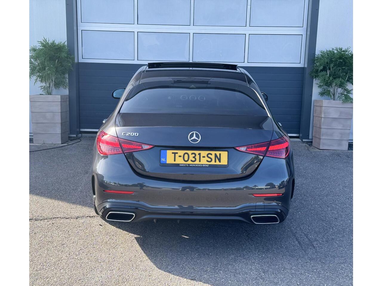 Mercedes-Benz C-KLASSE 200 AMG Line / PANO /360 CAMERA / TREKHAAK / MEMORY /