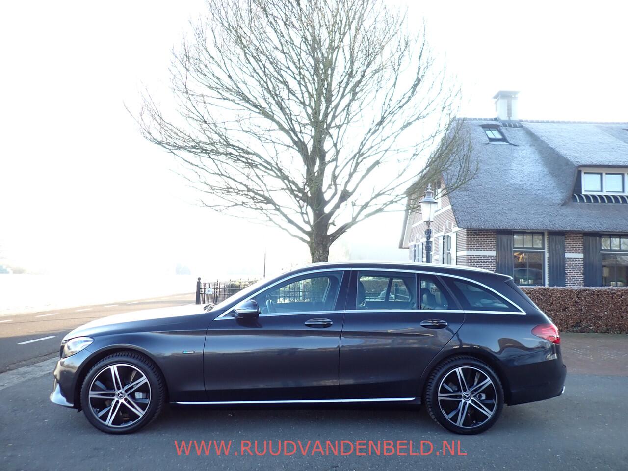 Mercedes-Benz C-KLASSE Estate 300DE FULL-LED/NAVI/CAMERA/TREKHAAK/SPORTSTOEL