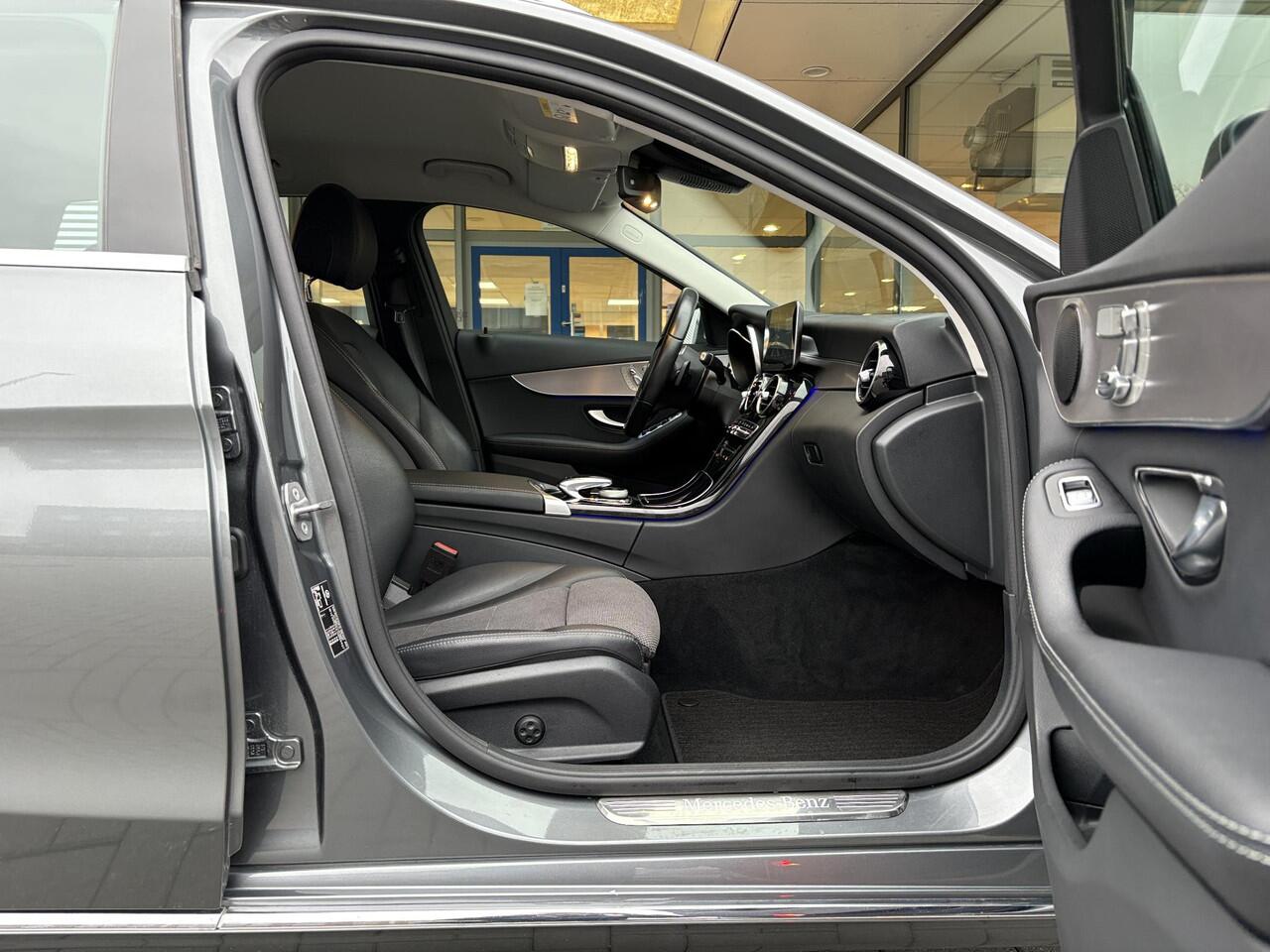 Mercedes-Benz C-KLASSE Estate 300 e Avantgarde 320pk PHEV | Trekhaak | Adaptive cruise control | Stoelverwarming | Dodehoeksensoren | Elektrische stoelen met geheugenfunctie | Head up Display |