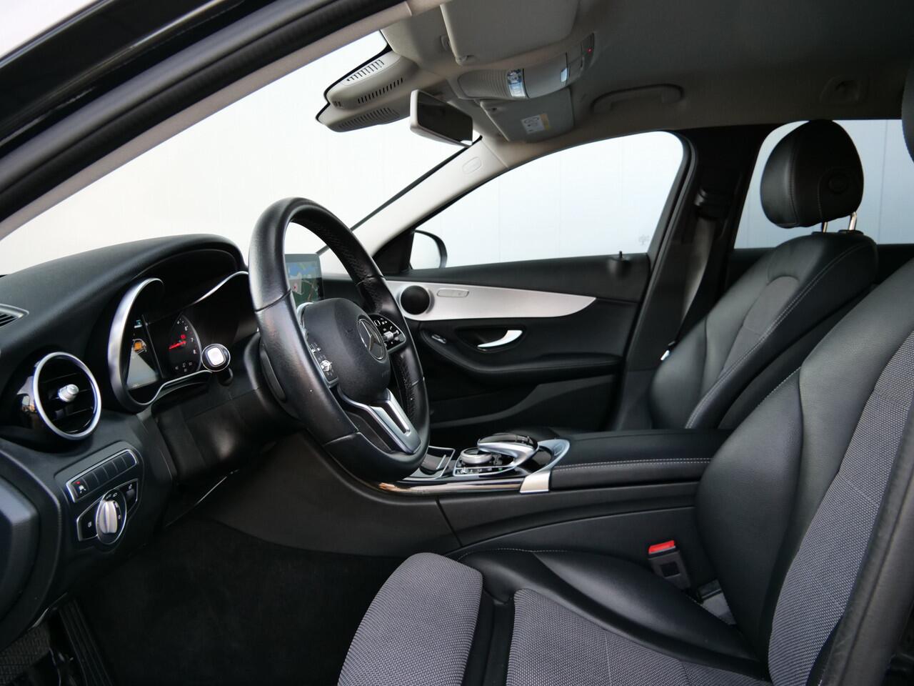 Mercedes-Benz C-KLASSE Estate 180 Business Solution 157 Pk Automaat Navigatie / Camera / DAB / Sfeerverlichting