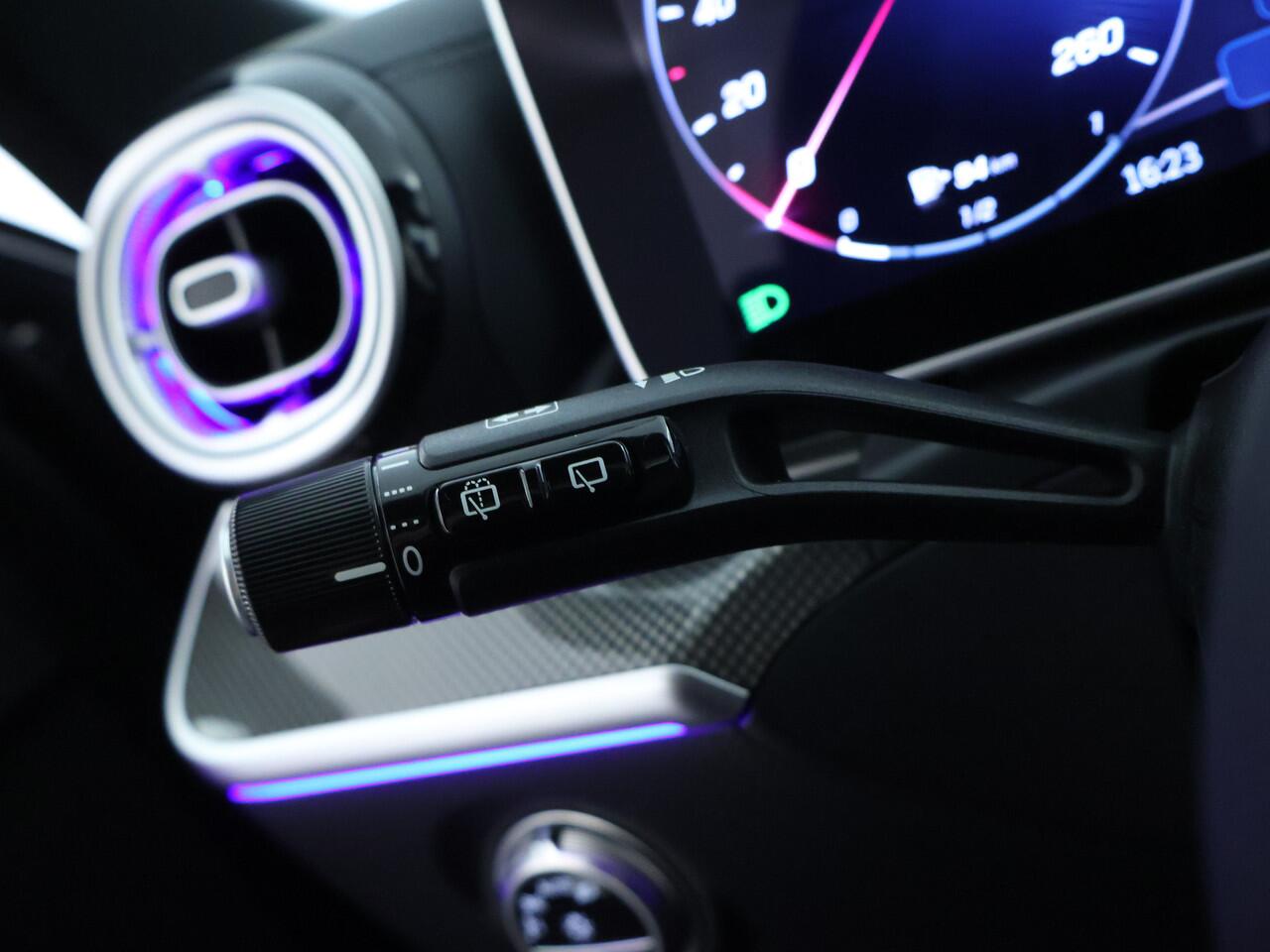 Mercedes-Benz C-KLASSE Estate 300 e Business Solution AMG | Trekhaak | Nightpakket | AMG Line Premium Plus | Parkeerpakket met 360°-camera | Antidiefstalpakket GUARD 360° Plus | KEYLESS GO-comfortpakket | EASY PACK achterklep |