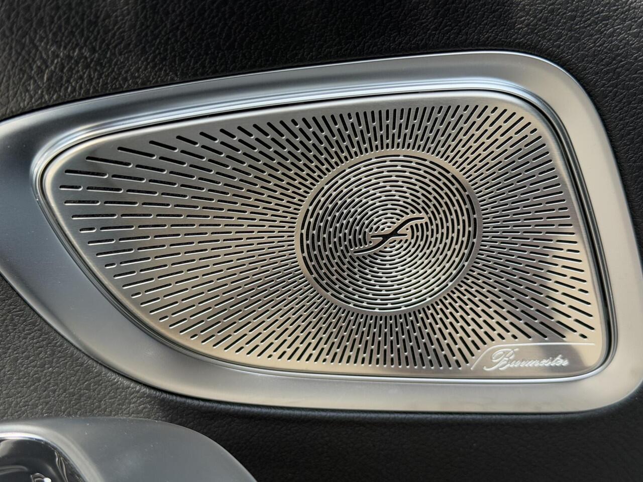 Mercedes-Benz C-KLASSE 300 e AMG Line | Panoramadak | BURMESTER |