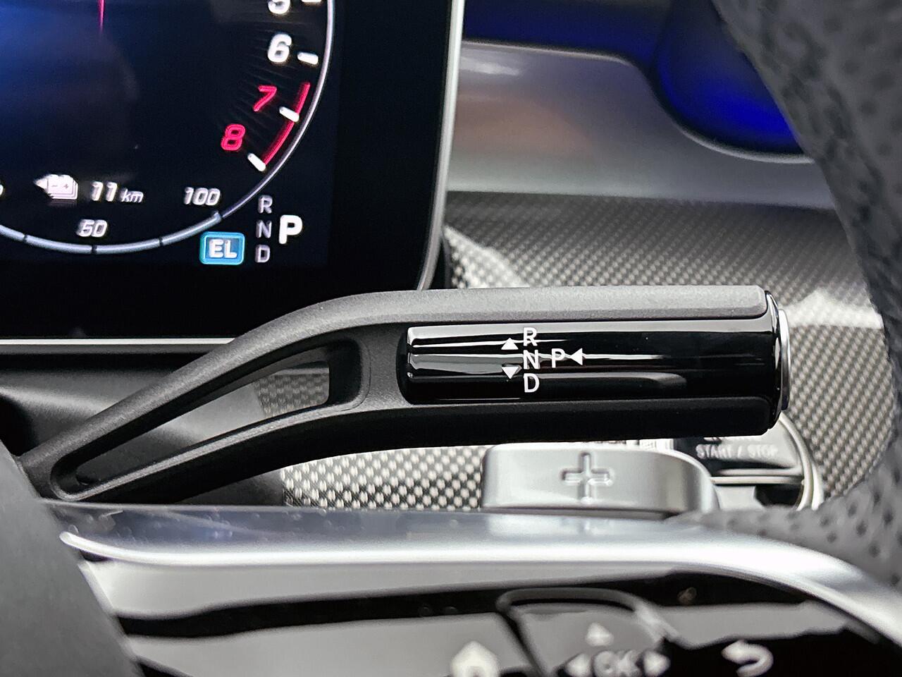 Mercedes-Benz C-KLASSE 300 e Business Solution AMG | Trekhaak | Comfortpakket Plus | Middenconsole metaalstructuur | Nightpakket | Smartphone integratie | Antidiefstalpakket GUARD 360° Plus | Memorypakket | 360° camera |