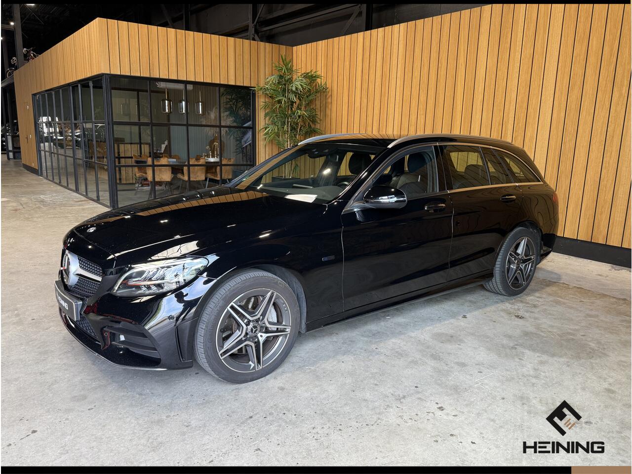 Mercedes-Benz C-KLASSE Estate 300 de Business Solution AMG Limited Diesel-Hybride 306 PK. 78000 KM !!