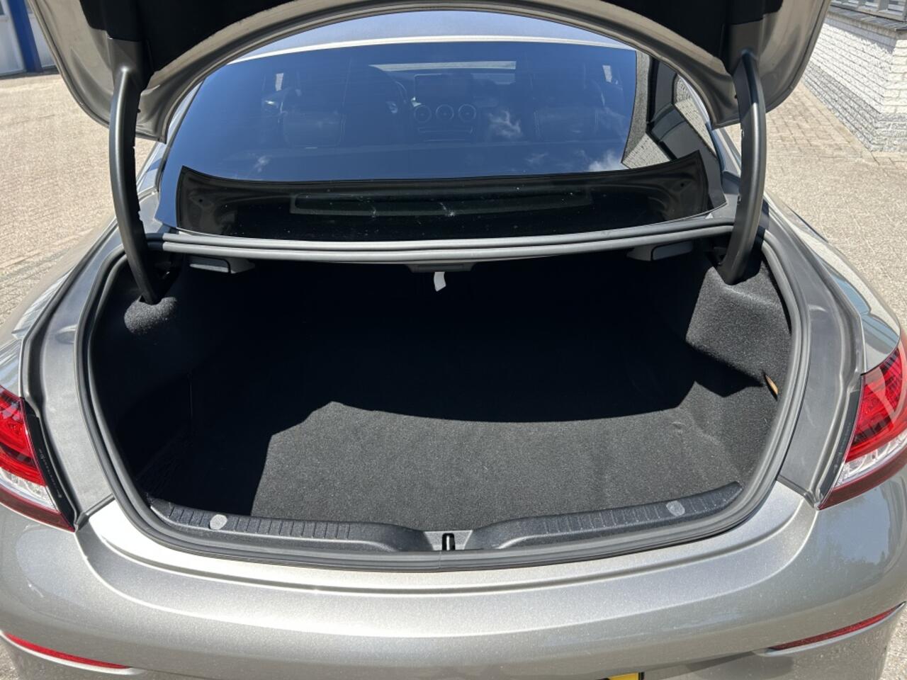 Mercedes-Benz C-KLASSE 180 AMG Premium Pack DEALER 1e EIGENAAR NAP