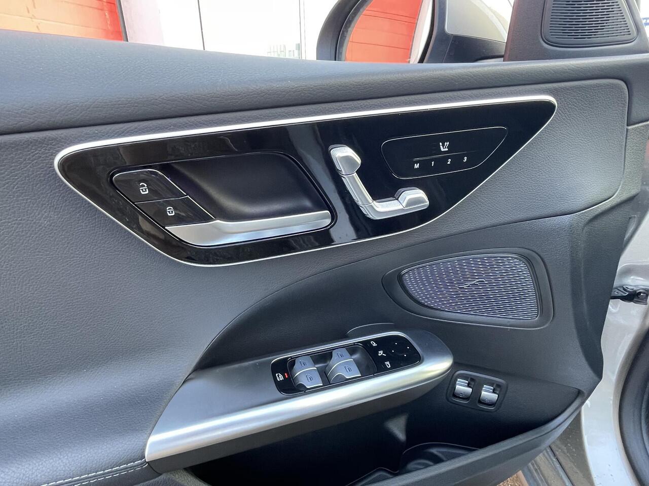 Mercedes-Benz C-KLASSE Estate 300e Luxury Line | Panoramadak | Memorypakket