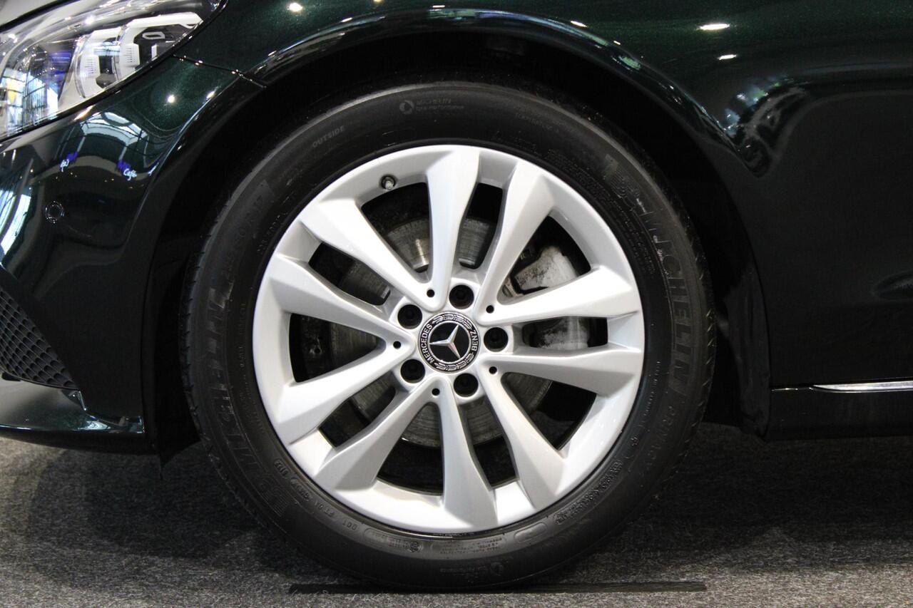 Mercedes-Benz C-KLASSE Estate 180 Premium Plus Pack Panorama dak | Trekhaak | or. NL auto | dealer onderhoud