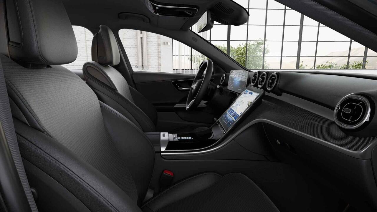 Mercedes-Benz C-KLASSE 300 e Business Solution | Achteruitrijcamera | Voorstoelen verwarmd | Apple CarPlay