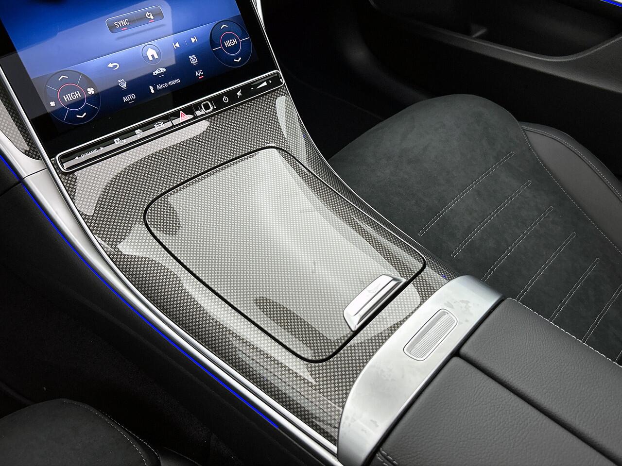 Mercedes-Benz C-KLASSE Estate 300 e Business Solution AMG Nightpakket | Trekhaak | Comfortpakket Plus | Antidiefstalpakket GUARD 360° Plus | 360°-camera | Memorypakket | EASY PACK achterklep | Panoramaschuifdak |