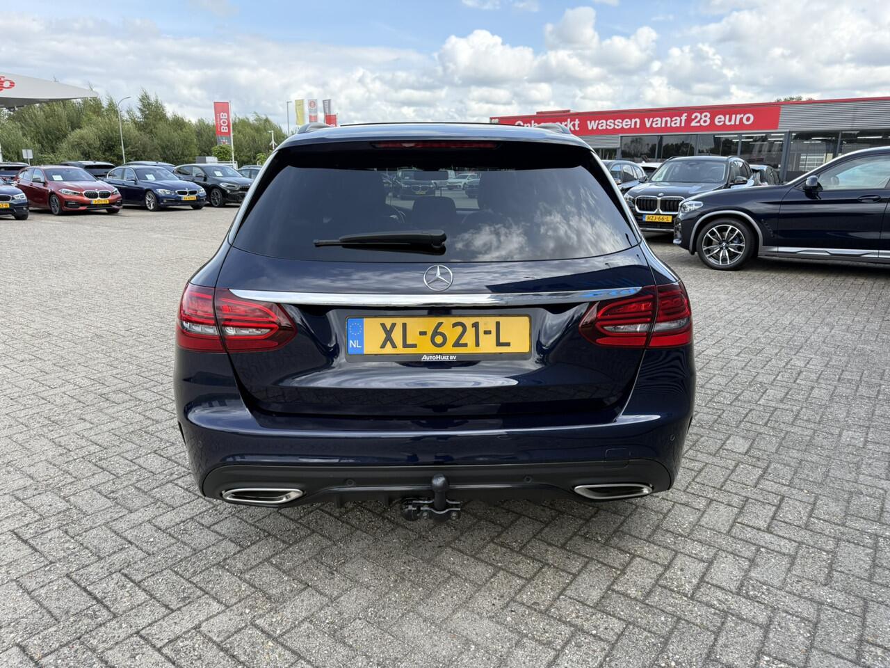Mercedes-Benz C-KLASSE Estate 160 DCT AMG Line Panoramadak Trekhaak Achteruitrijcamera LED DAB Night Pack