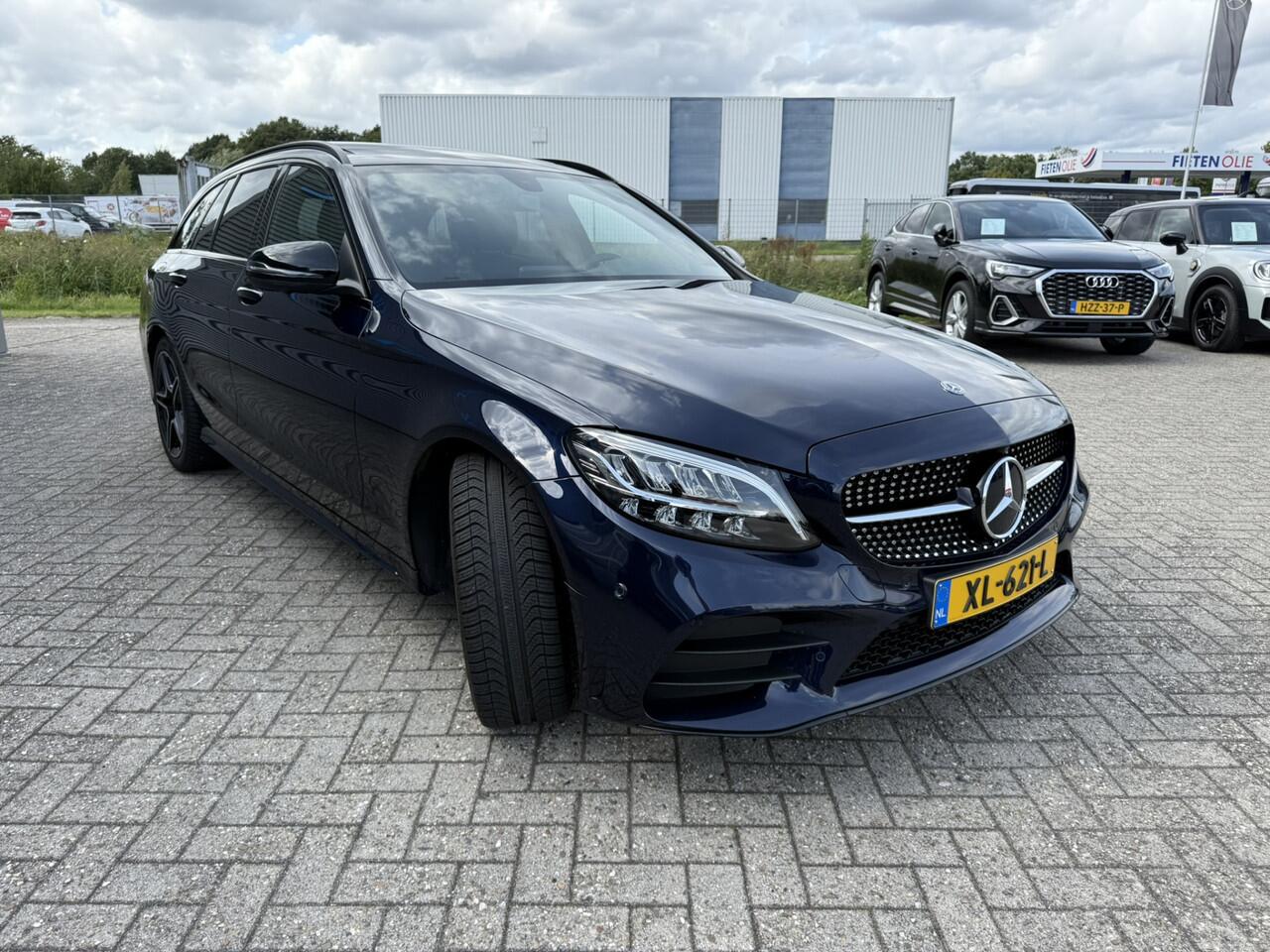 Mercedes-Benz C-KLASSE Estate 160 DCT AMG Line Panoramadak Trekhaak Achteruitrijcamera LED DAB Night Pack