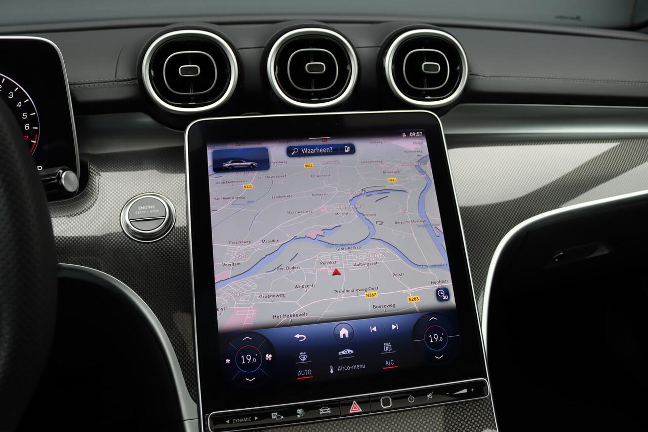 Mercedes-Benz C-KLASSE 300 e AMG Line Aut9 | Panoramadak | Memory | Surround Camera | Leder | Trekhaak | Keyless Go | Nightpakket | High Perf. LED |