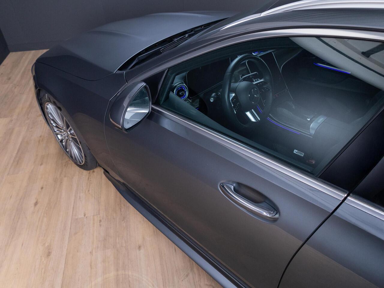 Mercedes-Benz C-KLASSE Estate 180 AMG Line Premium | Panorama dak | Trekhaak