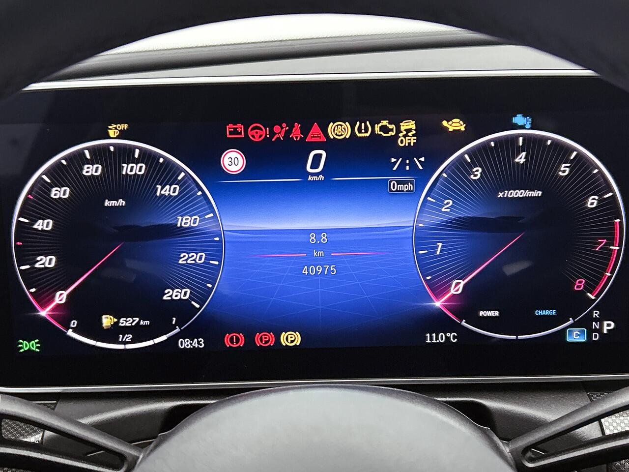 Mercedes-Benz C-KLASSE Estate 180 Star Edition AMG Panoramadak elct. | 5 spaaks licht metalen velgen | Naviagtie | parking support met camera achter\| Inclusief 24 maanden Mercedes-Benz Certified garantie voor Europa.