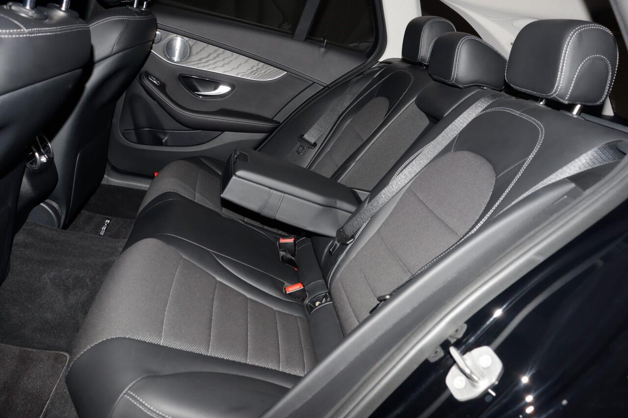 Mercedes-Benz C-KLASSE Estate 300 260Pk AMG Premium Pack PANO | BURMESTER | NIGHT PAKKET | MULTIBEAM | CAM. | CARPLAY | STOELVERW.