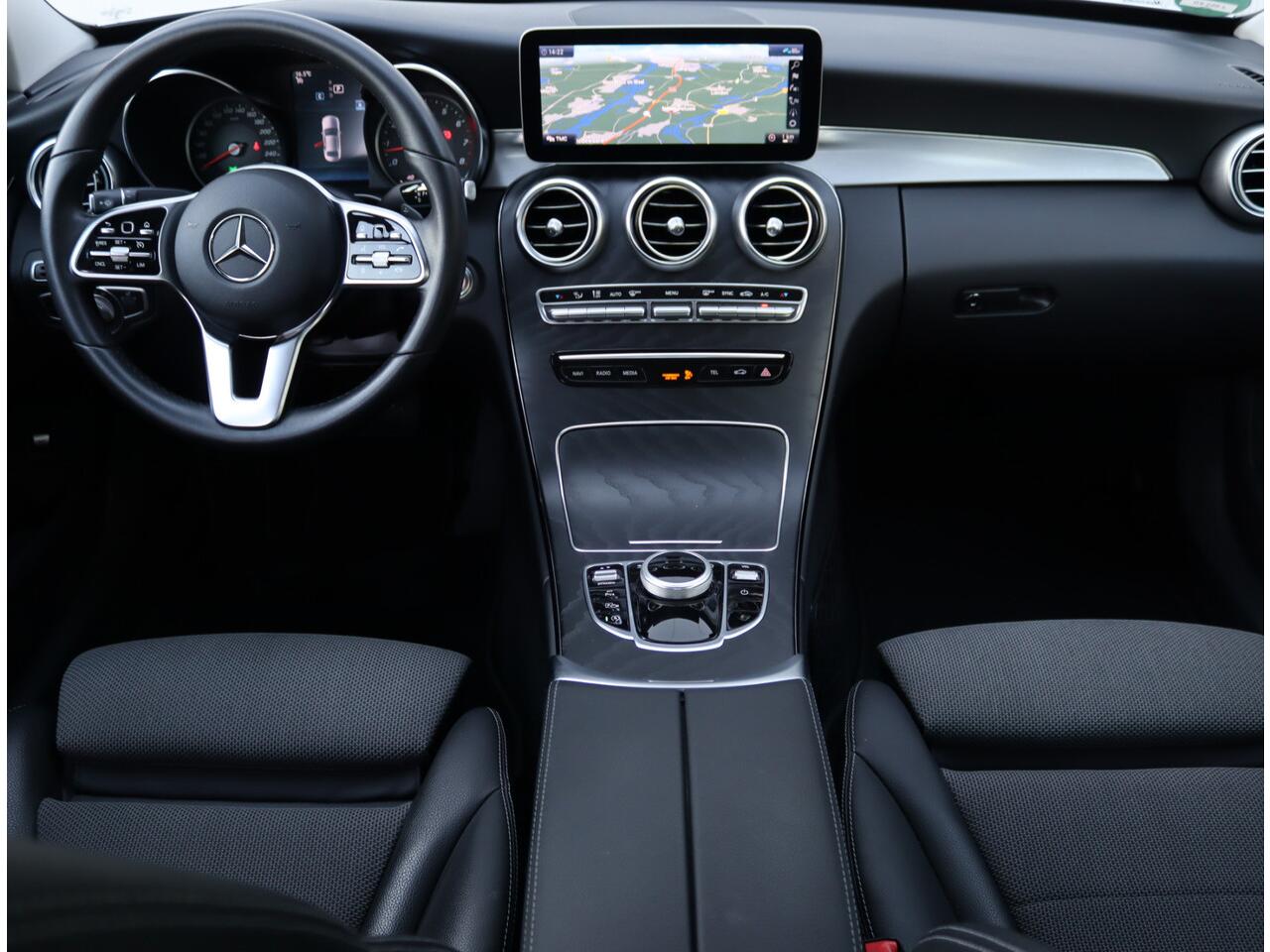 Mercedes-Benz C-KLASSE 180 Avantgarde | Parkeercamera | Navigatie | Org. NL