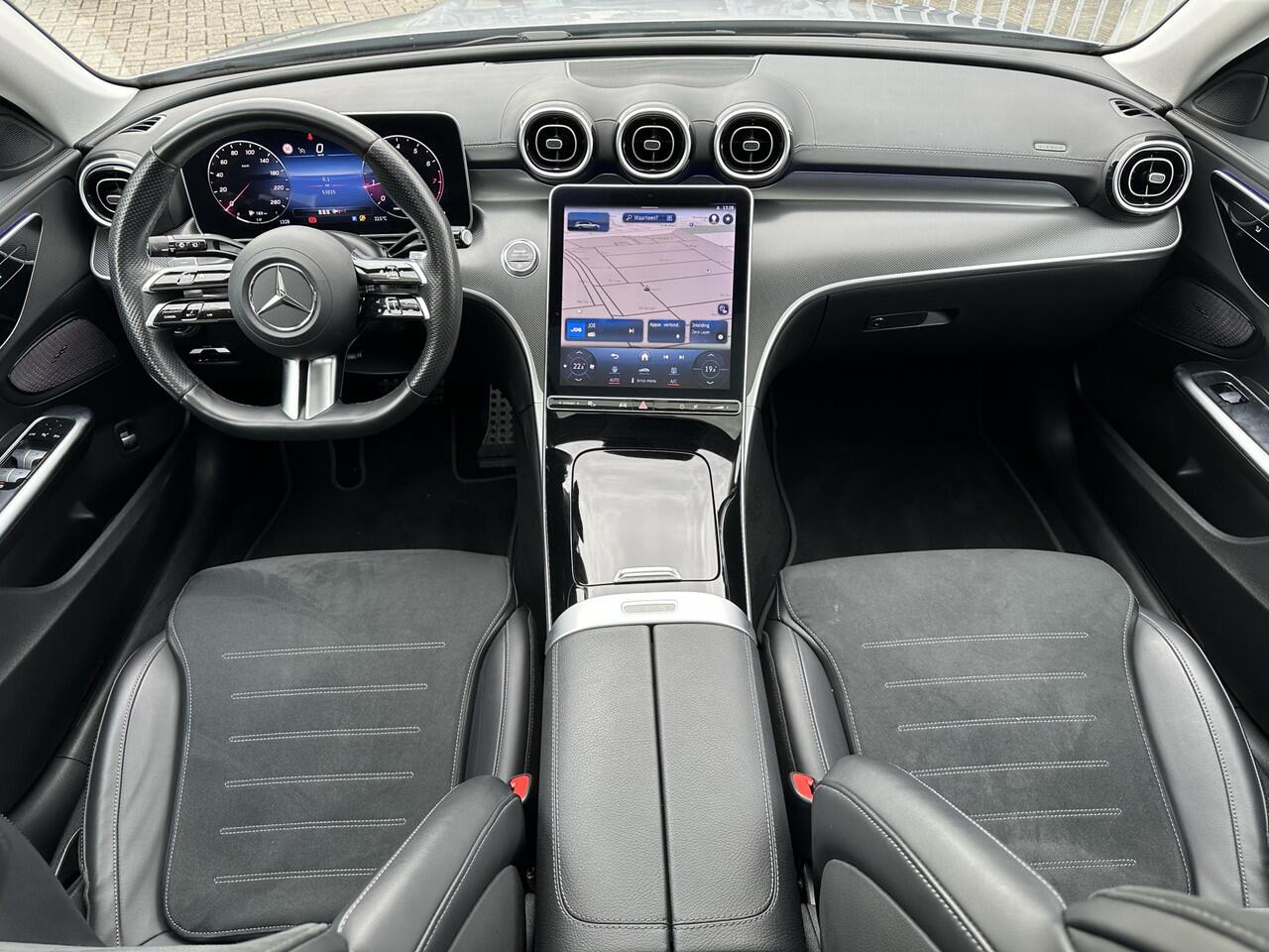 Mercedes-Benz C-KLASSE Estate 180 AMG Line Night Pano-Dak | Camera | Stoelverw. | Spiegel pakket