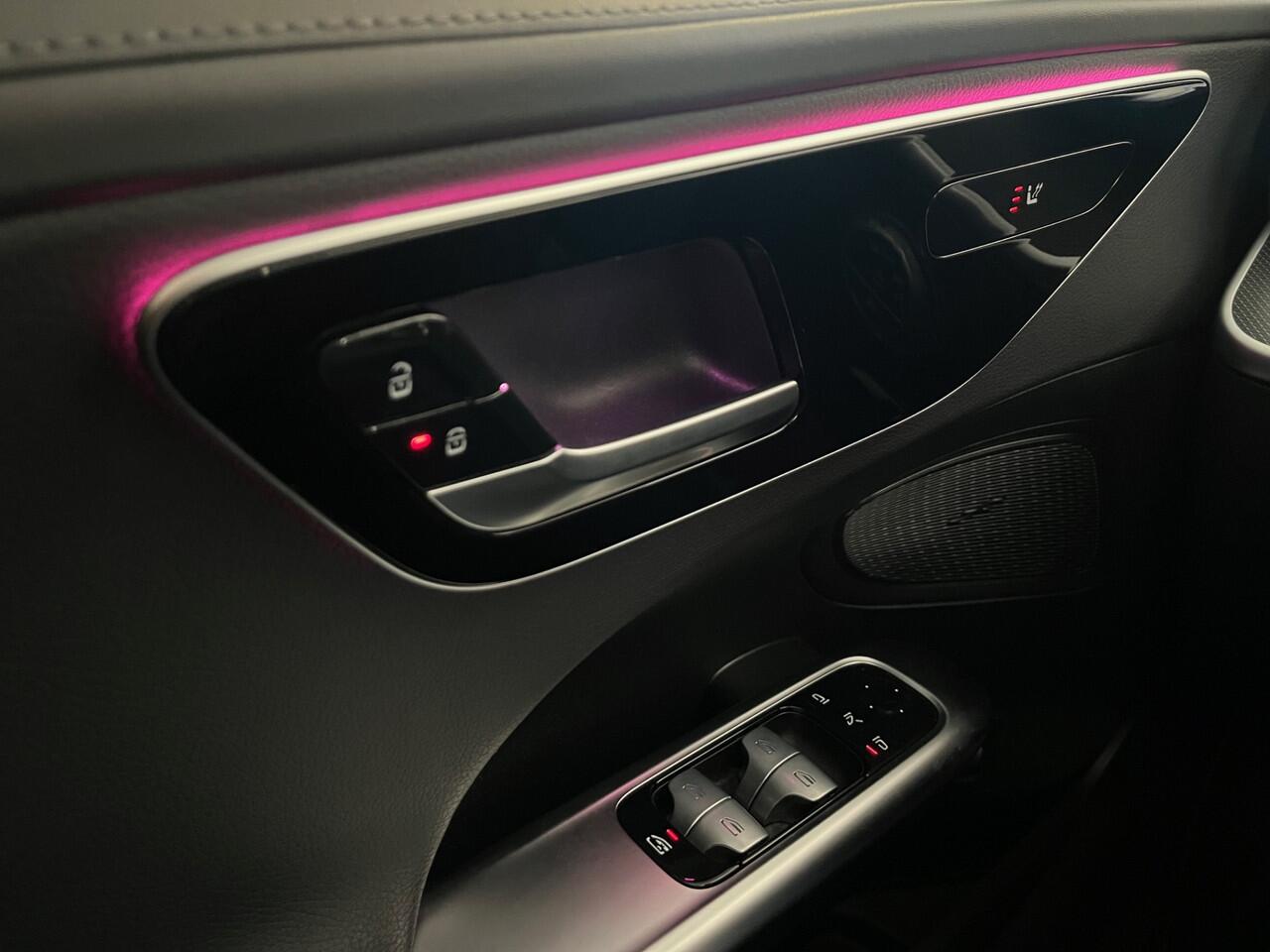 Mercedes-Benz C-KLASSE 180 AMG Line Schuifdak / Sfeer verlichting / Led High Performance