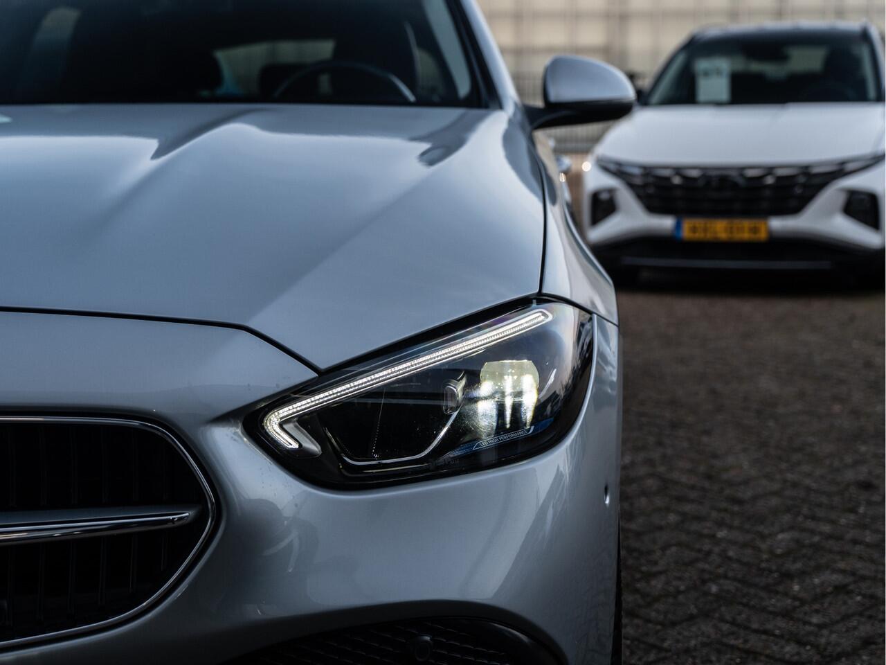 Mercedes-Benz C-KLASSE Estate 220d Avantgarde | Camera | Trekhaak | 18" LMV