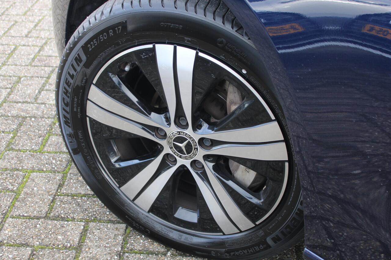 Mercedes-Benz C-KLASSE Estate 300e Luxury Line Limited MASSAGE DISTRONIC 360-CAMERA CARPLAY