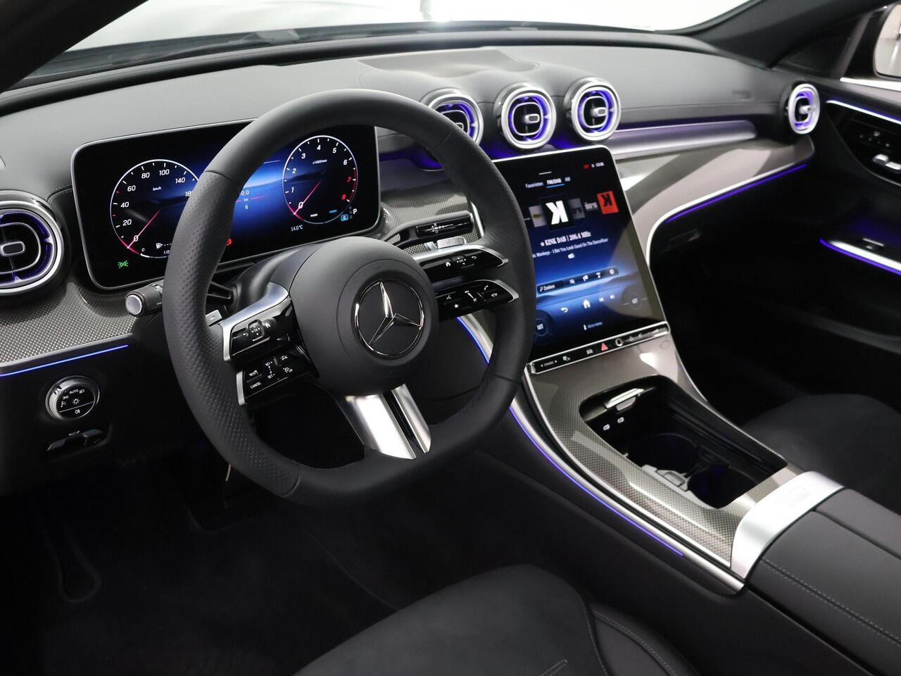 Mercedes-Benz C-KLASSE Estate 180 Star Edition AMG Line | Panoramadak | Night Pakket | Elektrische Stoelen met Memory | Sfeerverlichting |