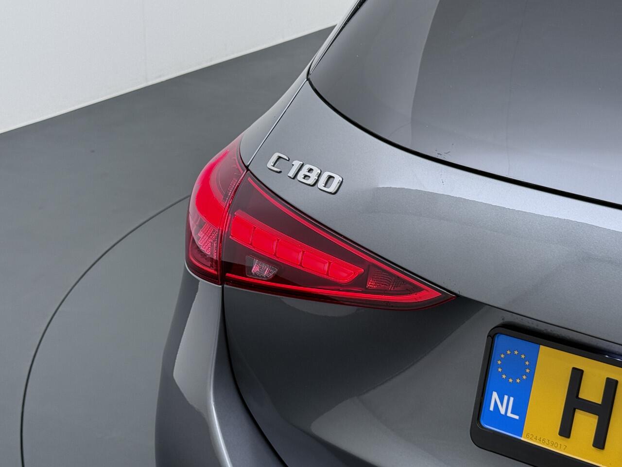 Mercedes-Benz C-KLASSE Estate 180 AMG Line | Pano Memory Keyless Digital 360 Camera