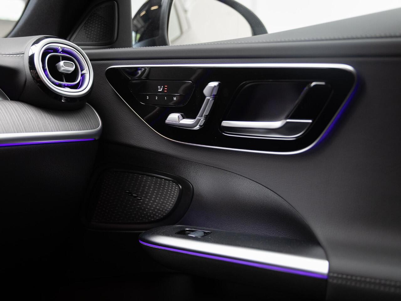 Mercedes-Benz C-KLASSE Estate 300e Business Solution AMG Panorama dak | Trekhaak