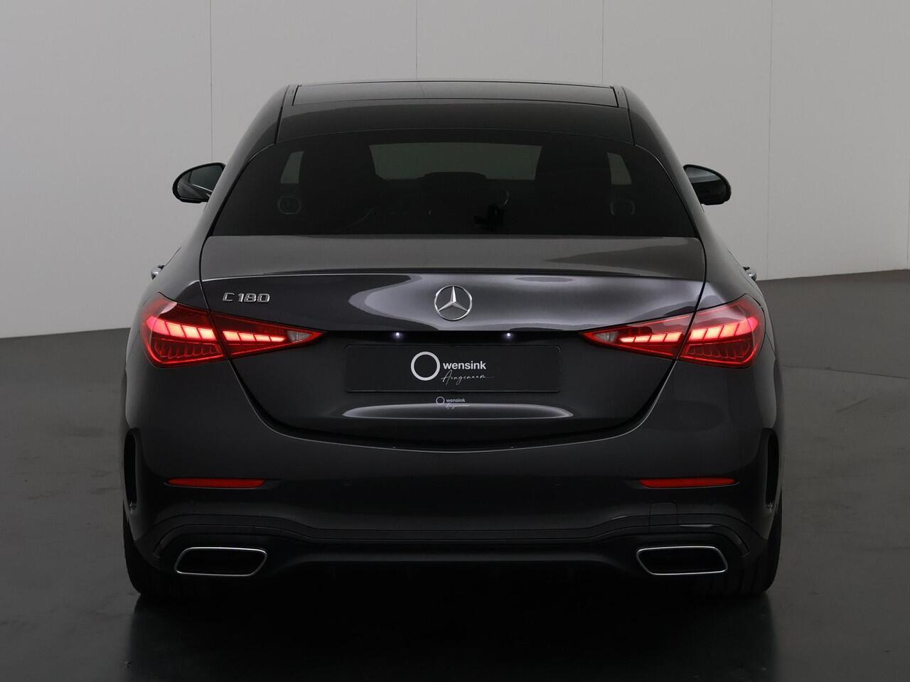 Mercedes-Benz C-KLASSE 180 Star Edition AMG Line Plus | Panoramadak | Apple carplay | 360 camera | Nightpakket | Memory zetels | Dodehoekassistent |