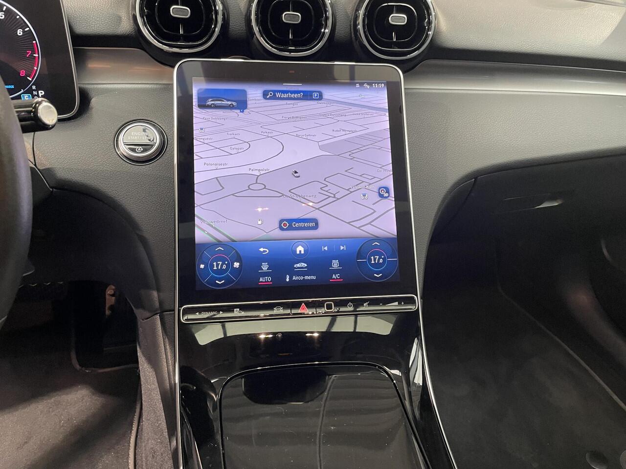 Mercedes-Benz C-KLASSE Estate 180 Business Line | Panoramadak | Navigatie | Camera | Adaptieve cruise controle