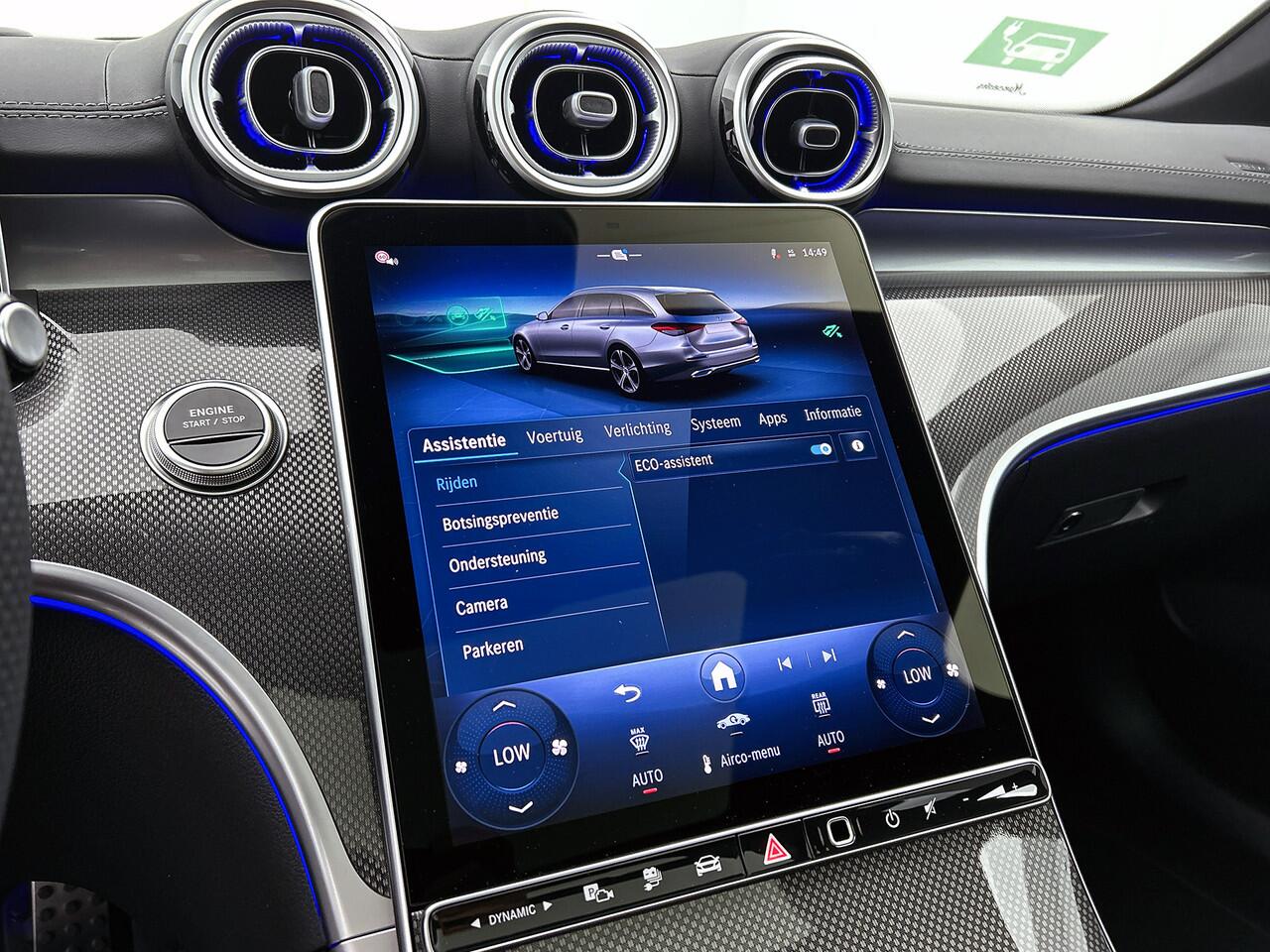 Mercedes-Benz C-KLASSE Estate 300 e Business Solution AMG | Trekhaak | Nightpakket | AMG Line Premium Plus | 360°-camera | Head-up display | Antidiefstalpakket GUARD 360° Plus | KEYLESS GO-comfortpakket | Burmester® 3D sound system |