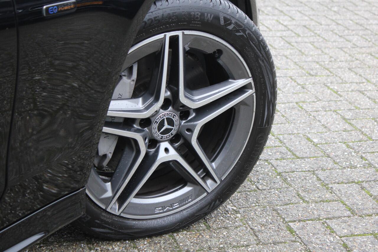 Mercedes-Benz C-KLASSE Estate 300e AMG Line LEDER CARPLAY DAB CAMERA