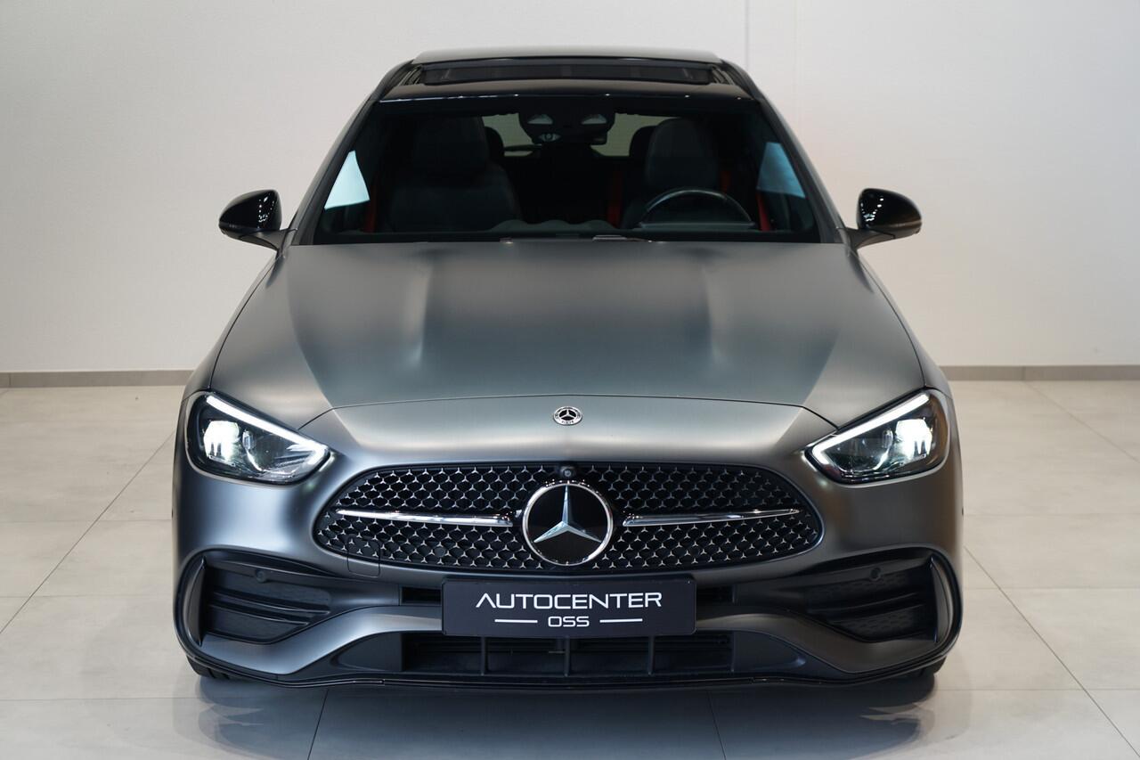 Mercedes-Benz C-KLASSE Estate 300 e AMG ? MATGRIJS ? PANO ? TREKHAAK ? HEAD-UP ? 360 ? MEMORY ? ADAP.CRUISE