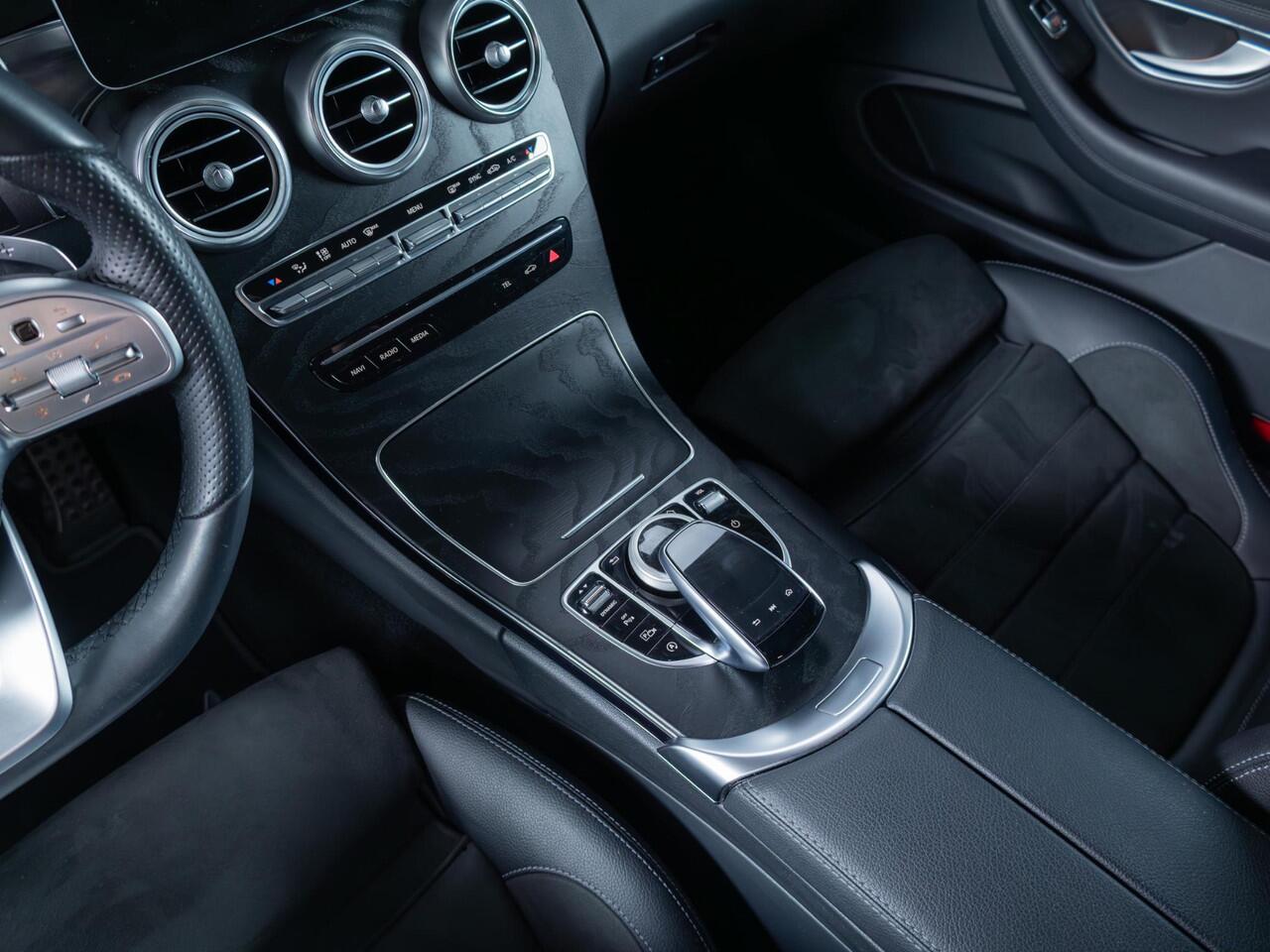 Mercedes-Benz C-KLASSE Coupé 200 Line: AMG