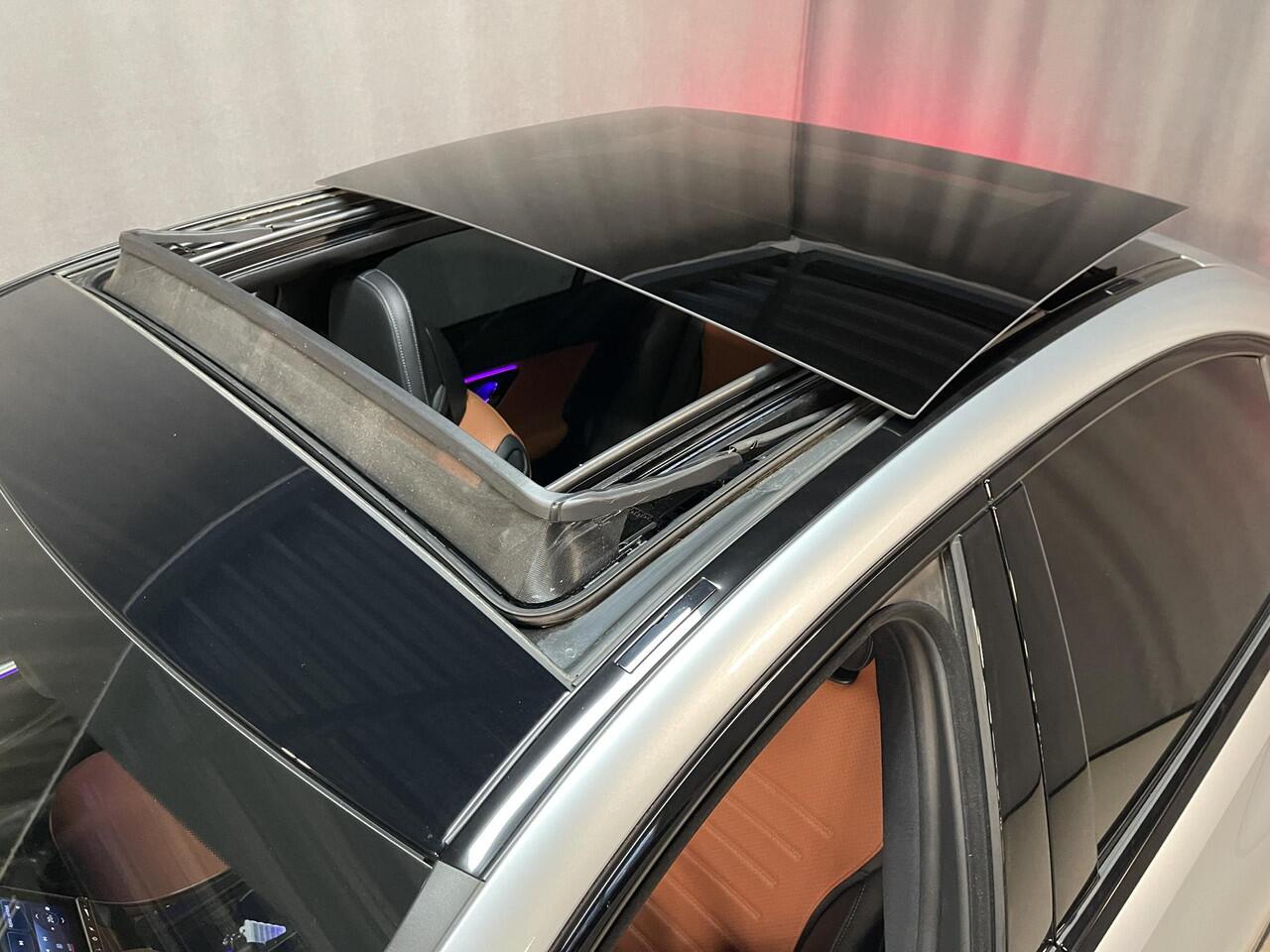 Mercedes-Benz C-KLASSE 300 e AMG Line 18"/Leder/Panoramadak/360 camera/Dodehoek/Keyless/Stoelverwarming + memory l + r/Sfeerverlichting premium/Apple Carplay & Android Auto