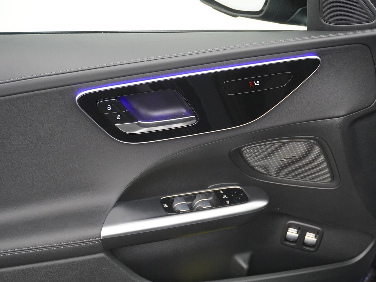 Mercedes-Benz C-KLASSE Estate 300 e AMG Line | Pano