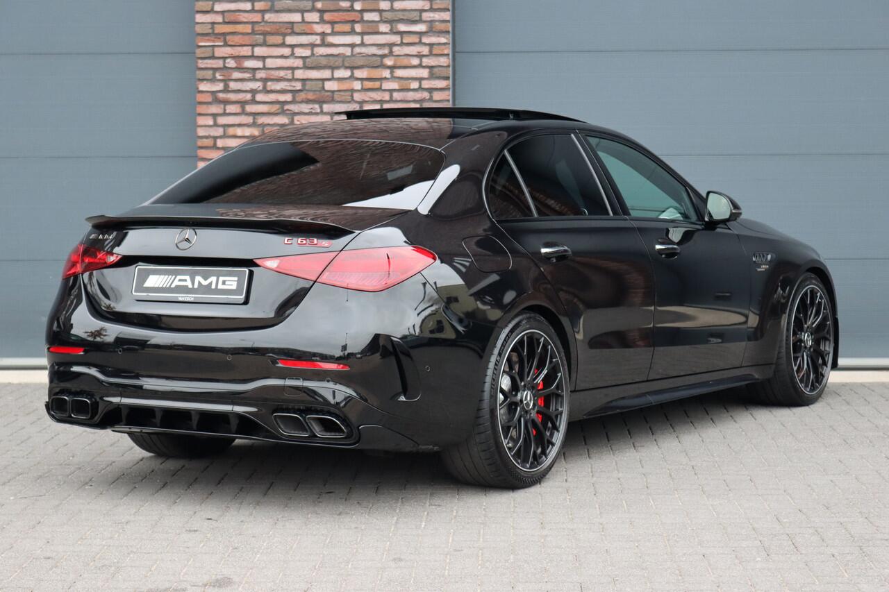 Mercedes-Benz C-KLASSE AMG 63 S E Performance | 680 pk | Achterasbesturing | AMG Drivers Package | Distronic+ | Memory | Burmester | AMG Performance Stoelen | AMG-Aero Pakket | HUD | Digital Light |
