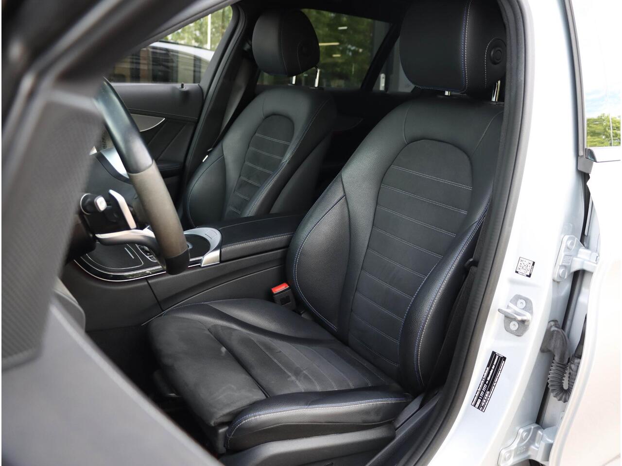 Mercedes-Benz C-KLASSE Estate 200 4MATIC AMG Advantage Pack Sfeerverl. | ACC | Trekhaak