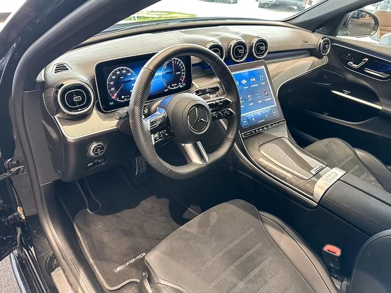 Mercedes-Benz C-KLASSE Estate 300e AMG ** LED, MBUX+, WINTER-, KEYLESS-, MEMORY-, SPIEGEL-PACK ** Slechts 9.878km. - UNFALLFREI ** ** INFORMEER OOK NAAR ONZE AANTREKKELIJKE FINANCIAL-LEASE TARIEVEN **