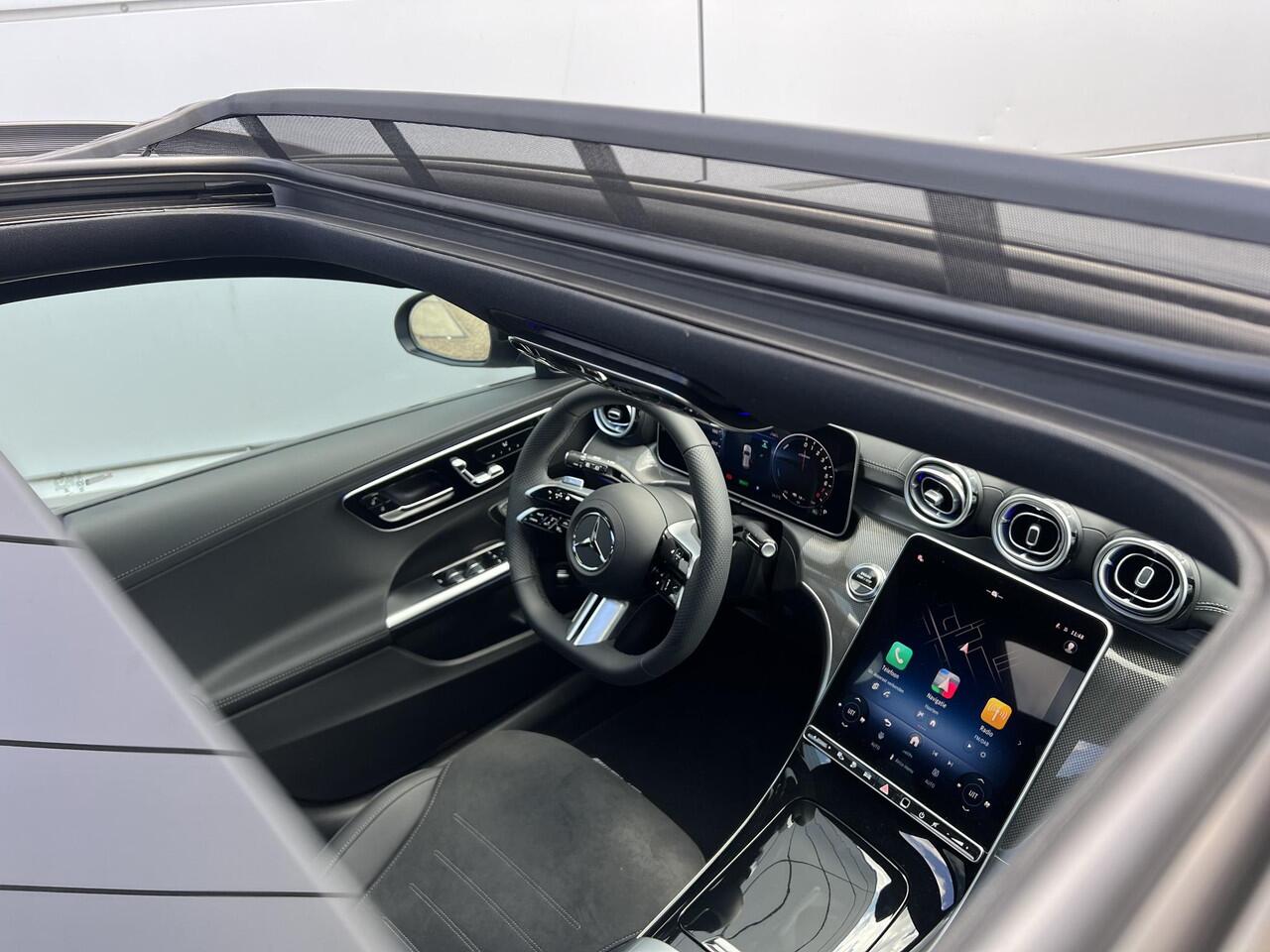 Mercedes-Benz C-KLASSE Estate 300 e Business Solution AMG | Premium Plus | Night Pakket | Panoramadak | Burmester 3D Surround | 360° Camera | Head-up Display | Augmented Reality voor Navigatie | DIGITAL LIGHT | Elektrisch Verstelbare Stoelen + Memory | Sfeerverlichting