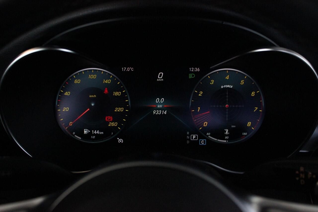 Mercedes-Benz C-KLASSE 180 Business Solution AMG-Line Facelift | Night-pakket | Trekhaak | Carplay | Camera | Virtual Cockpit | Side-Assist | Cruise | 18" LMV | Halfleder | PDC V+A