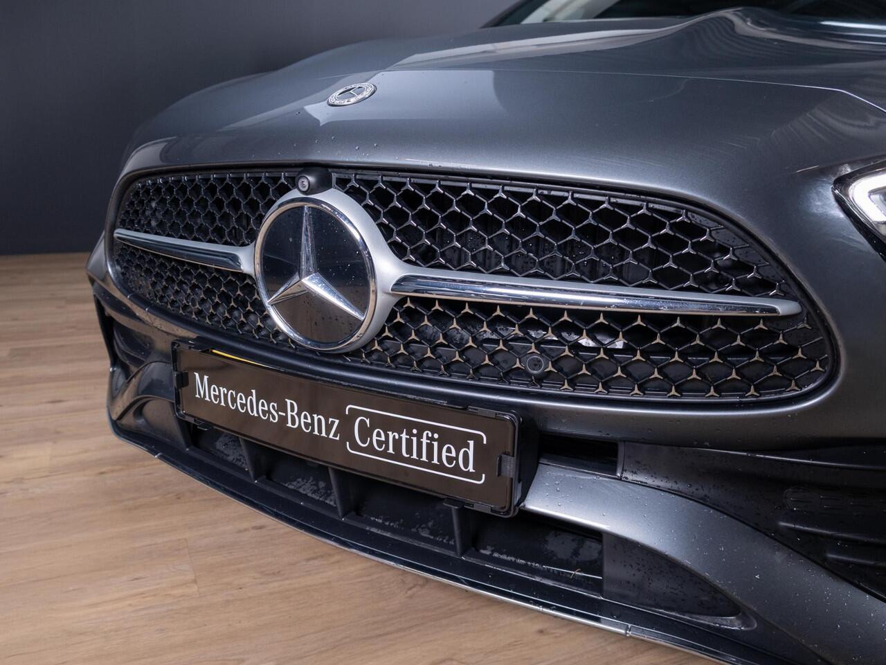 Mercedes-Benz C-KLASSE Estate 180 AMG Line Premium | Panorama dak | Trekhaak