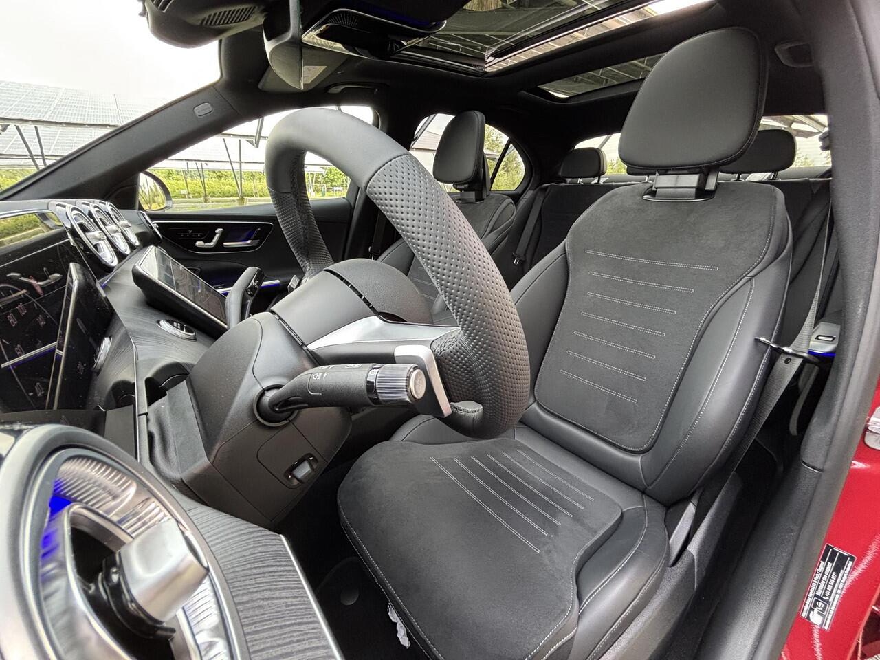 Mercedes-Benz C-KLASSE 300e AMG Line | Night | Panoramadak | Winter pakket | Sfeerverlichting | 360 camera | Memory stoelen | Digital light |