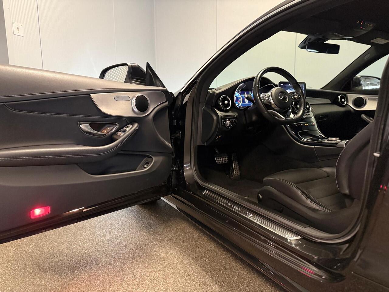 Mercedes-Benz C-KLASSE Coupé 180 Facelift AMG STYLING-CAMERA-DIGI DASH-COMPLEET