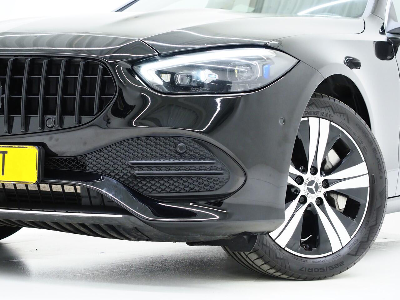 Mercedes-Benz C-KLASSE Estate 300 e Avantgarde | Keyless | Trekhaak | 360 | Dodehoek | Leder | Sfeerverlichting | Carplay