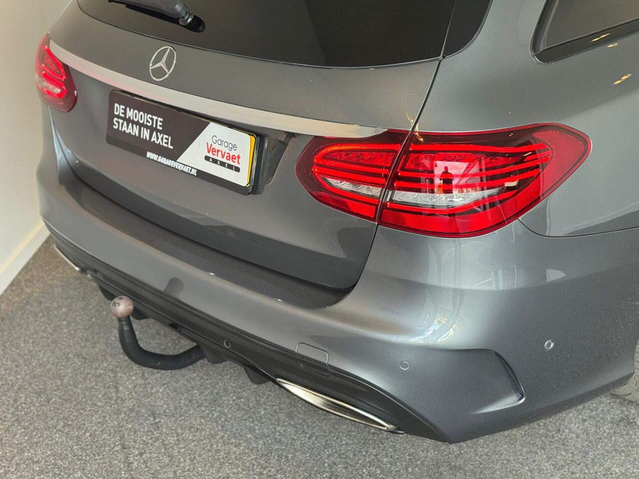 Mercedes-Benz C-KLASSE Estate 200 Business Solution AMG